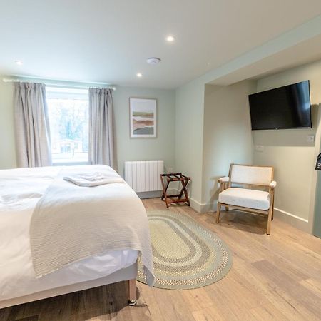 Glan Yr Afon Hotel Pennal Екстериор снимка
